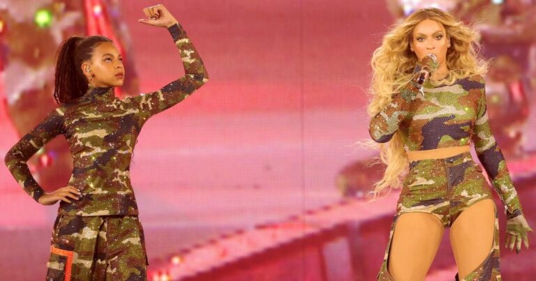 Best moments of Beyon on stage with your children