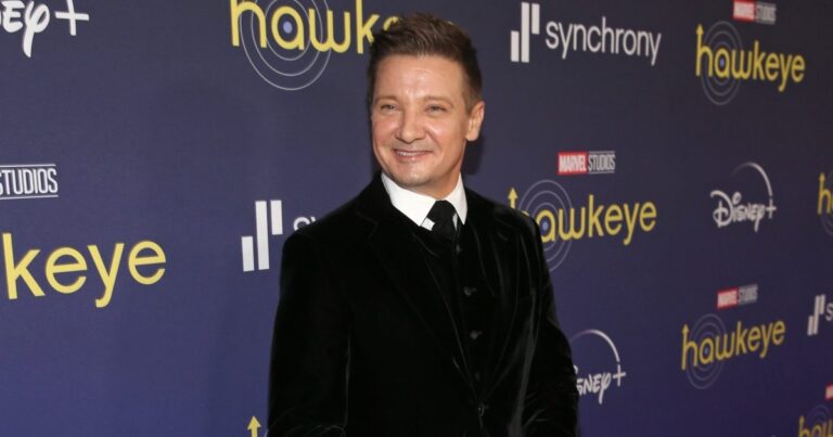 Jeremy Renner says Marvel tried to reduce the salary of Hocks in half