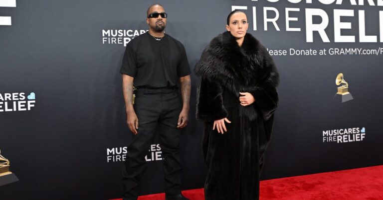 Bianca Censori passes through the Kanye -Western Last Body