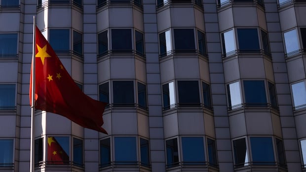 The CIA is open to Chinese officials to spy on the US to spy for the United States?