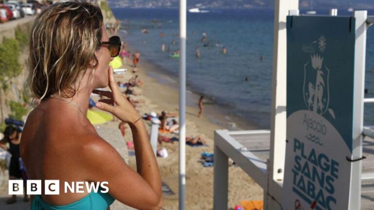 France to ban smoking in beaches, parks and nearest schools