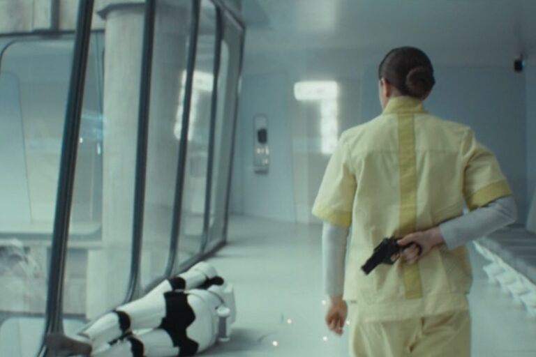 They just gave Kleya damn pistol to Kleya