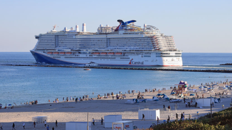 Cruise ship crimes create a ‘dark cloud’ for 2-year height