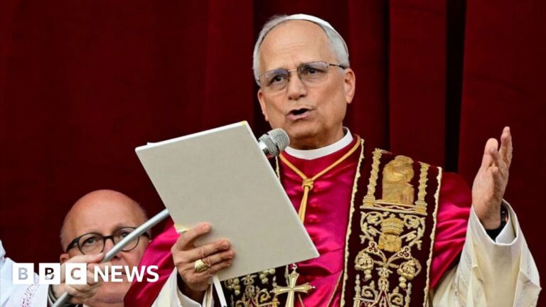 Follow the first public address of Papa Leo XIV