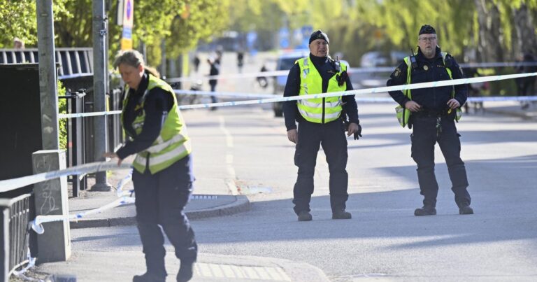 A teen suspect was arrested after shooting in the death hall of 3 people in Sweden