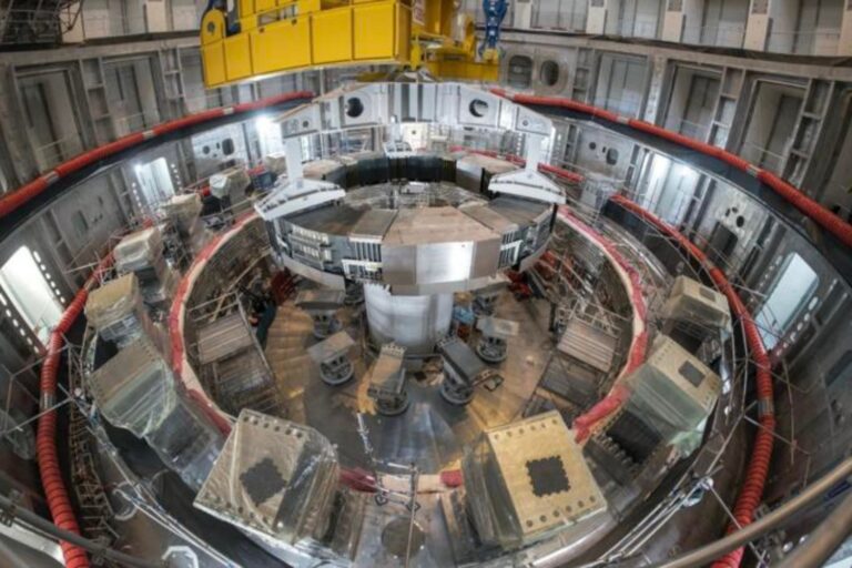 This giant magnet can raise a aircraft carrier – and possibly power the future