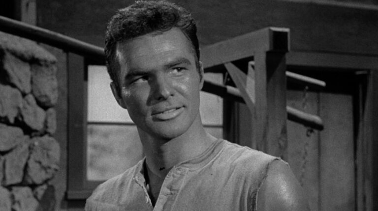 Why Bert Reynolds left the weapon