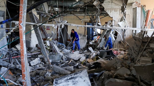 At least 60 people died in the air attacks on Gaza on a night, says medicik